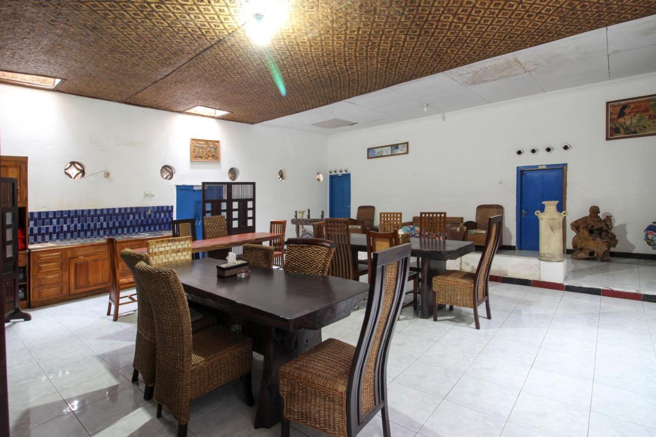Reddoorz Near Rumah Sakit Wirosaban Salakan Esterno foto
